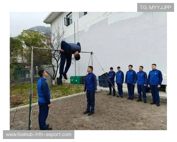 队员体能储备成为瓶颈之一，队伍体能训练